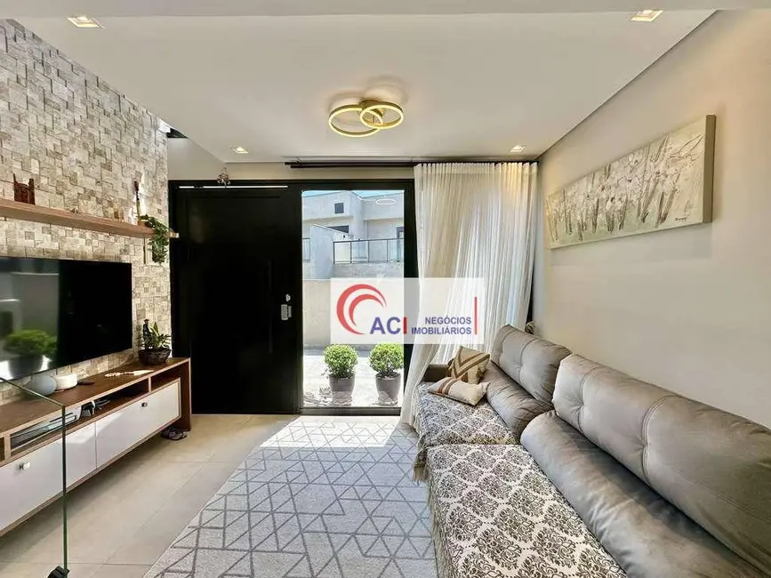 Casa de Condomínio com 2 quartos à venda, 69m2 em Granja Viana, Cotia - SP - imagem 5 Foto 5 de Casa de Condomínio com 2 quartos à venda, 69m2 em Granja Viana, Cotia - SP