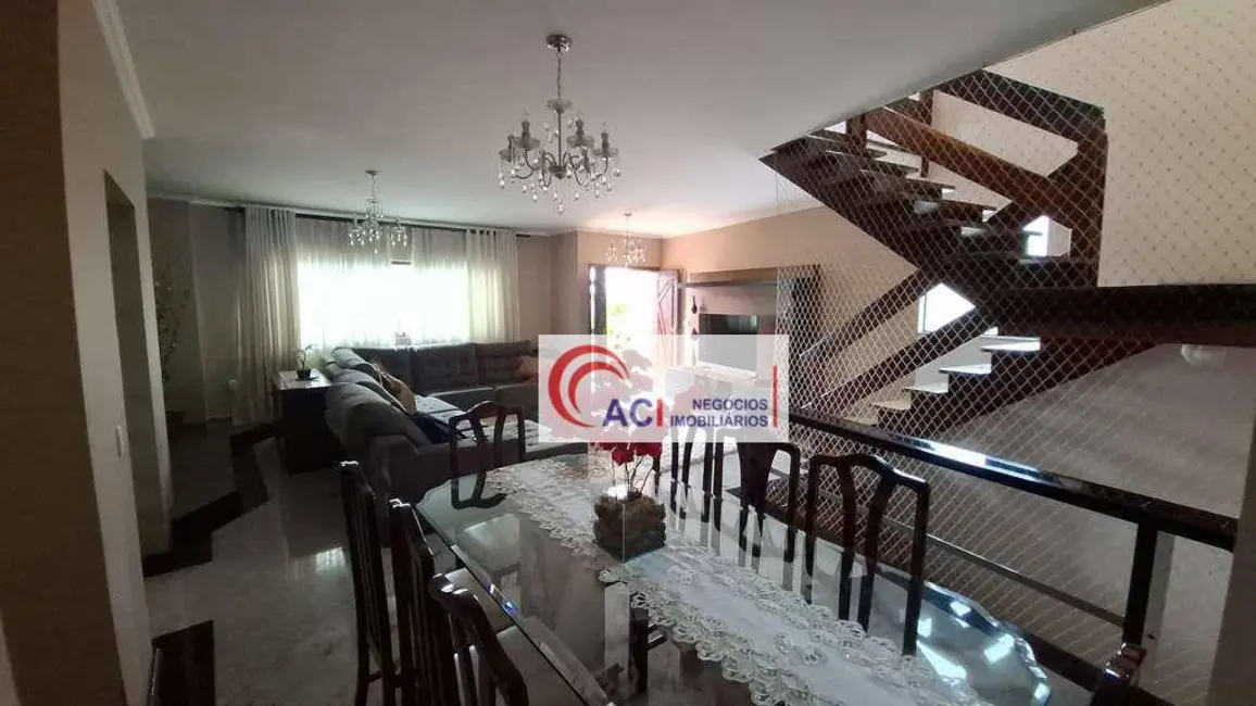 Foto 6 de Casa com 3 quartos à venda, 329m2 em Adalgisa, Osasco - SP