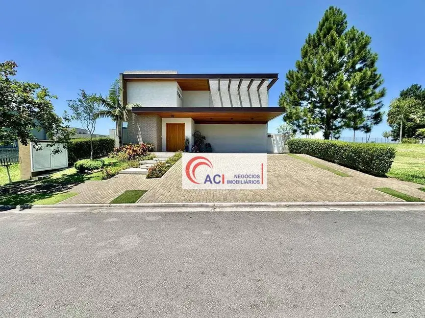 Casa de Condomínio com 4 quartos à venda, 525m2 em Granja Viana, Carapicuiba - SP - imagem 5 Foto 5 de Casa de Condomínio com 4 quartos à venda, 525m2 em Granja Viana, Carapicuiba - SP