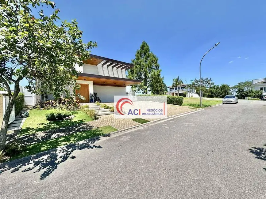 Casa de Condomínio com 4 quartos à venda, 525m2 em Granja Viana, Carapicuiba - SP - imagem 7 Foto 7 de Casa de Condomínio com 4 quartos à venda, 525m2 em Granja Viana, Carapicuiba - SP