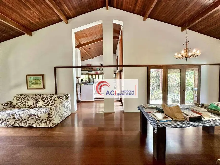 Casa de Condomínio com 4 quartos à venda, 1400m2 em Carapicuiba - SP - imagem 9 Foto 9 de Casa de Condomínio com 4 quartos à venda, 1400m2 em Carapicuiba - SP