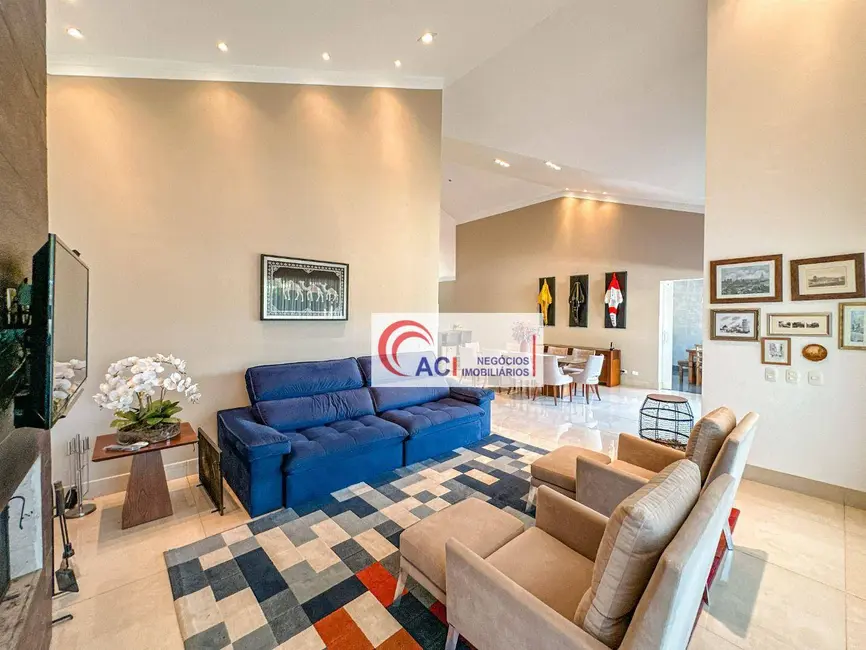 Foto 6 de Casa de Condomínio com 4 quartos à venda, 1360m2 em Parque Dom Henrique, Cotia - SP