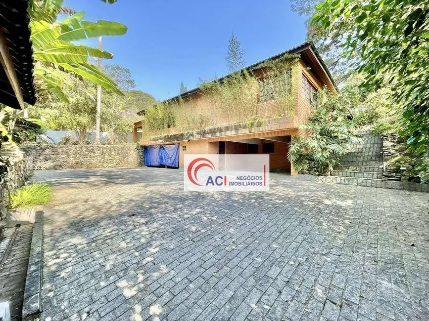 Foto 5 de Casa com 5 quartos à venda e para alugar, 2530m2 em Vila Santo Antônio, Cotia - SP