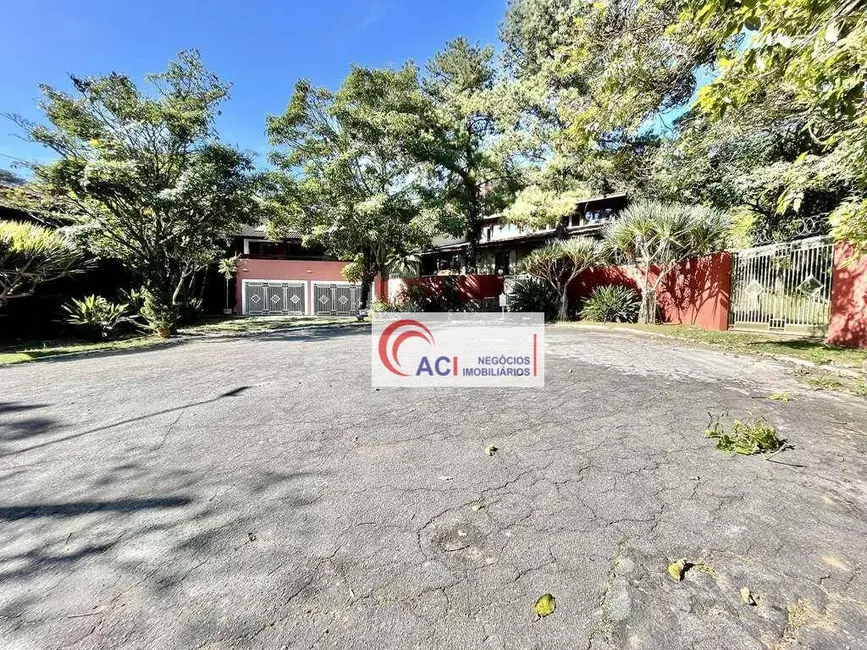 Casa de Condomínio com 5 quartos à venda, 1580m2 em Águas da Fazendinha, Carapicuiba - SP - imagem 3 Foto 3 de Casa de Condomínio com 5 quartos à venda, 1580m2 em Águas da Fazendinha, Carapicuiba - SP