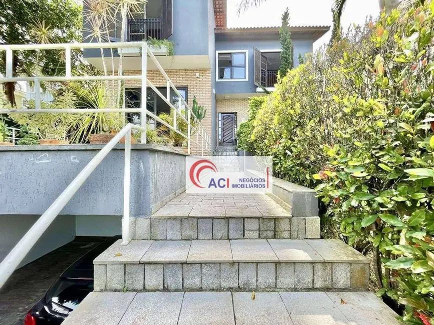 Casa de Condomínio com 4 quartos à venda, 1000m2 em Residencial Euroville, Carapicuiba - SP - imagem 5 Foto 5 de Casa de Condomínio com 4 quartos à venda, 1000m2 em Residencial Euroville, Carapicuiba - SP