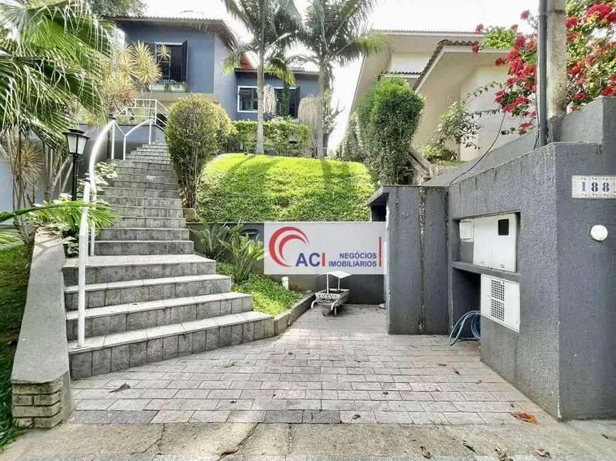 Casa de Condomínio com 4 quartos à venda, 1000m2 em Residencial Euroville, Carapicuiba - SP - imagem 4 Foto 4 de Casa de Condomínio com 4 quartos à venda, 1000m2 em Residencial Euroville, Carapicuiba - SP