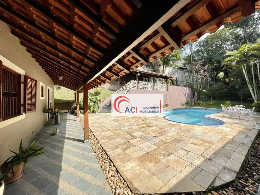Foto 2 de Casa de Condomínio com 3 quartos à venda, 1439m2 em Chácara dos Lagos, Carapicuiba - SP