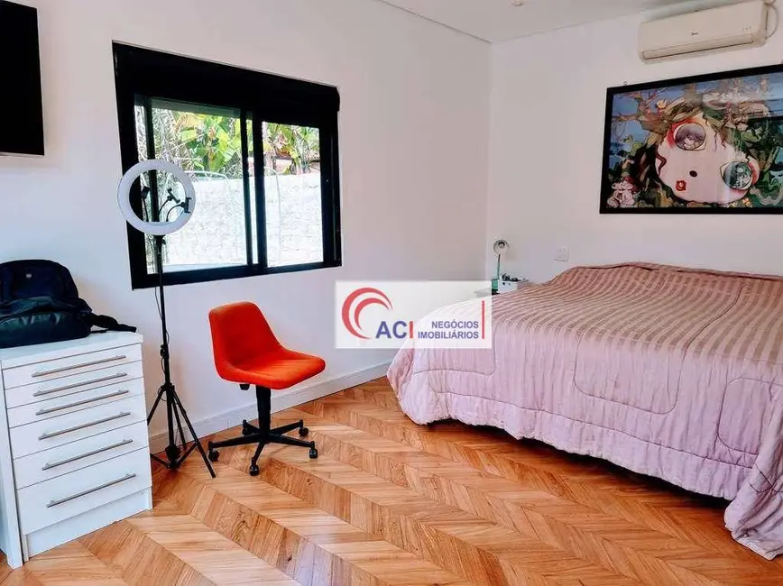 Foto 3 de Casa de Condomínio com 3 quartos à venda, 573m2 em Chácara Eliana, Cotia - SP