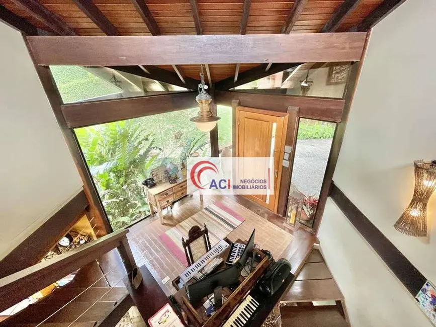 Casa de Condomínio com 3 quartos à venda, 1323m2 em Carapicuiba - SP - imagem 9 Foto 9 de Casa de Condomínio com 3 quartos à venda, 1323m2 em Carapicuiba - SP