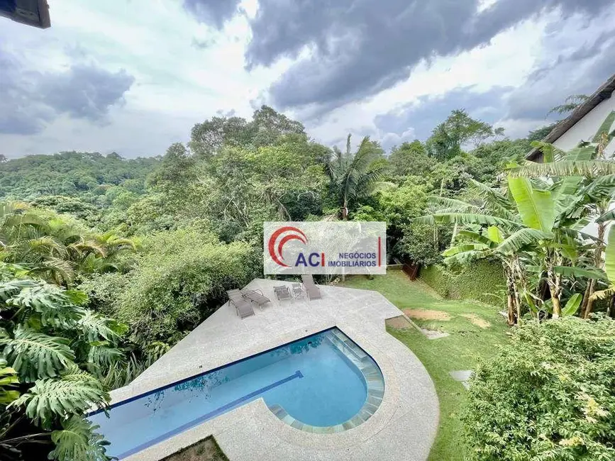 Casa de Condomínio com 3 quartos à venda, 1323m2 em Carapicuiba - SP - imagem 3 Foto 3 de Casa de Condomínio com 3 quartos à venda, 1323m2 em Carapicuiba - SP
