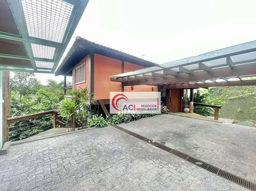 Casa de Condomínio com 3 quartos à venda, 1323m2 em Carapicuiba - SP - imagem 5 Foto 5 de Casa de Condomínio com 3 quartos à venda, 1323m2 em Carapicuiba - SP