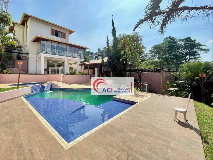 Foto 1 de Casa de Condomínio com 3 quartos à venda, 947m2 em Chácara das Paineiras, Carapicuiba - SP