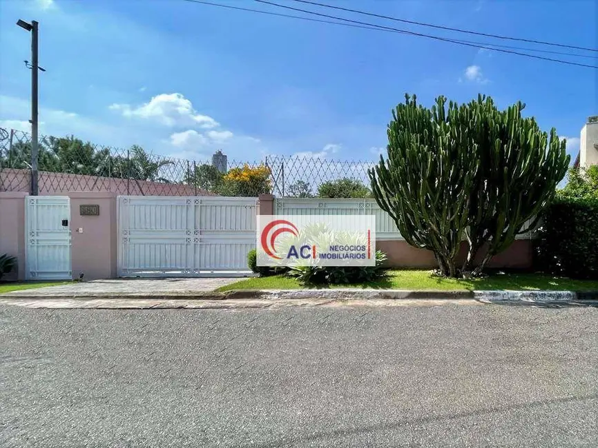 Casa de Condomínio com 3 quartos à venda, 947m2 em Chácara das Paineiras, Carapicuiba - SP - imagem 3 Foto 3 de Casa de Condomínio com 3 quartos à venda, 947m2 em Chácara das Paineiras, Carapicuiba - SP