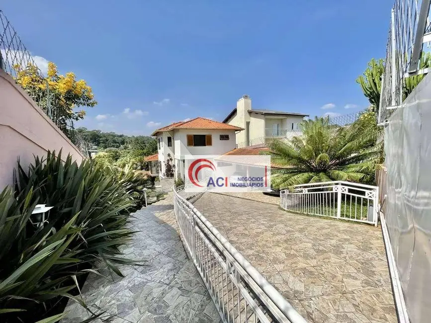 Casa de Condomínio com 3 quartos à venda, 947m2 em Chácara das Paineiras, Carapicuiba - SP - imagem 4 Foto 4 de Casa de Condomínio com 3 quartos à venda, 947m2 em Chácara das Paineiras, Carapicuiba - SP