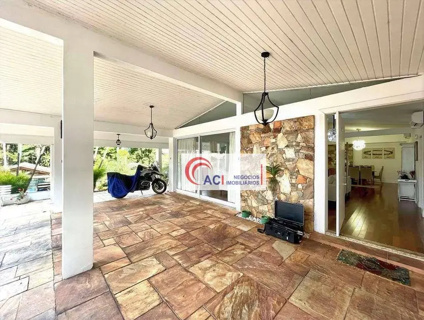Foto 5 de Casa com 4 quartos à venda, 2194m2 em Vila Santo Antônio, Cotia - SP