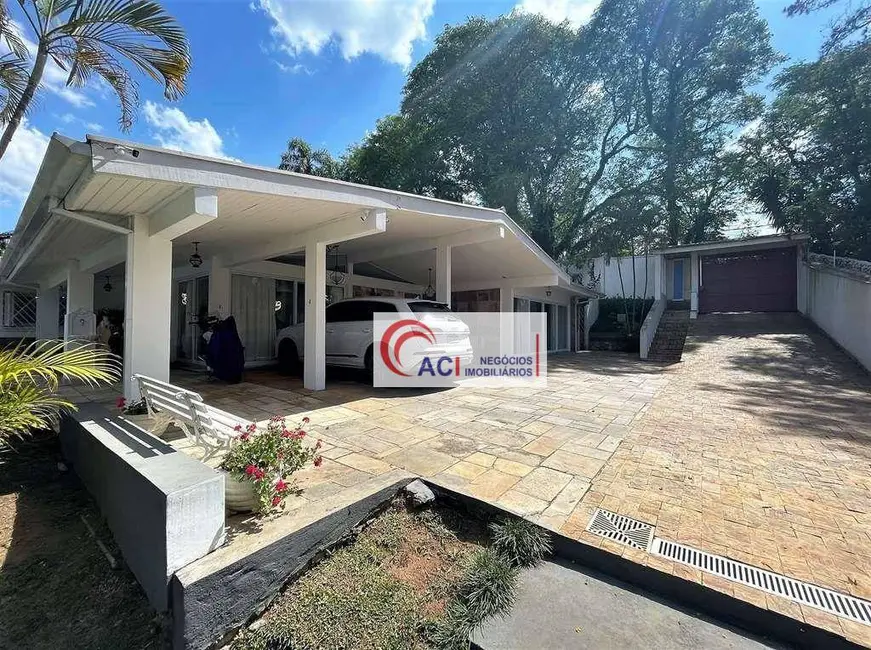 Foto 4 de Casa com 4 quartos à venda, 2194m2 em Vila Santo Antônio, Cotia - SP