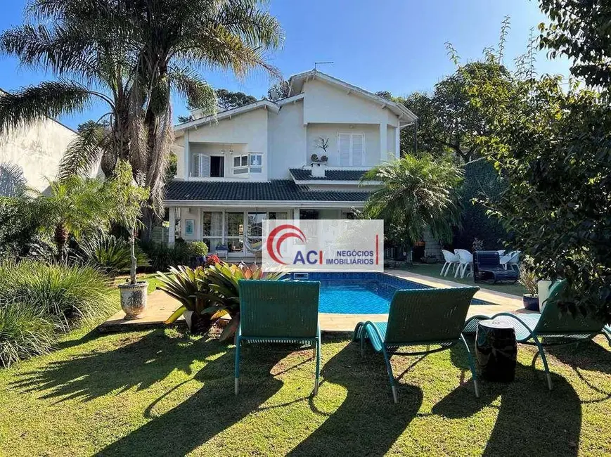 Foto 1 de Casa com 4 quartos à venda, 828m2 em Vila Santo Antônio, Cotia - SP