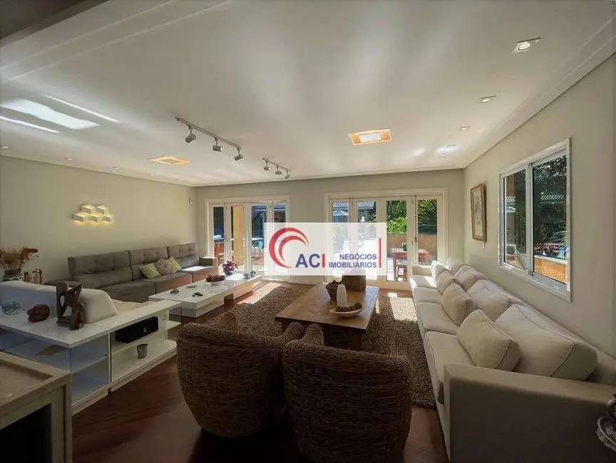 Foto 8 de Casa com 5 quartos à venda, 1943m2 em Vila Santo Antônio, Cotia - SP