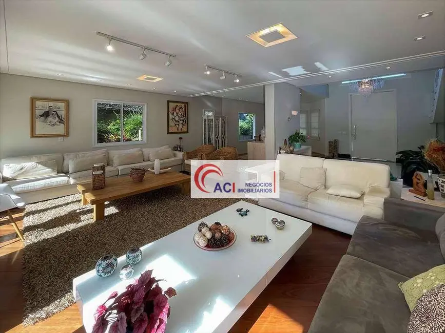 Foto 7 de Casa com 5 quartos à venda, 1943m2 em Vila Santo Antônio, Cotia - SP