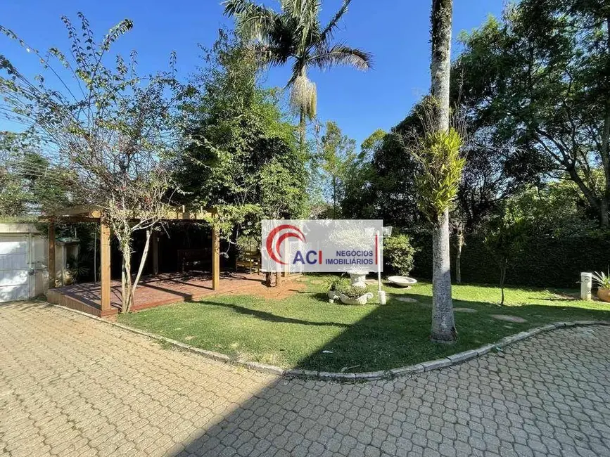 Foto 4 de Casa com 5 quartos à venda, 1943m2 em Vila Santo Antônio, Cotia - SP