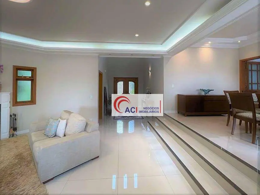 Casa de Condomínio com 4 quartos à venda, 1151m2 em Jardim Passárgada I, Cotia - SP - imagem 7 Foto 7 de Casa de Condomínio com 4 quartos à venda, 1151m2 em Jardim Passárgada I, Cotia - SP