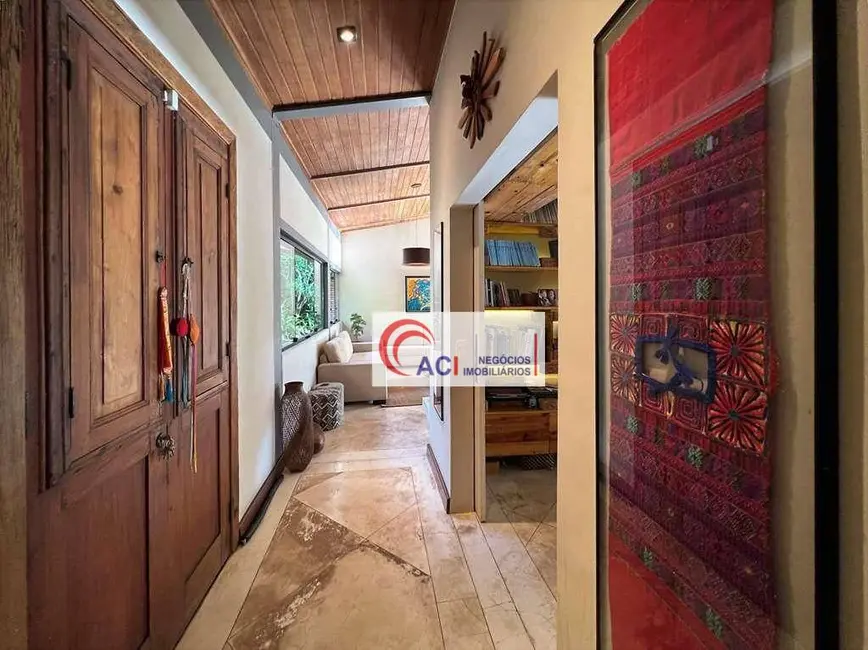 Foto 5 de Casa de Condomínio com 5 quartos à venda, 2520m2 em Chácaras do Peroba, Jandira - SP
