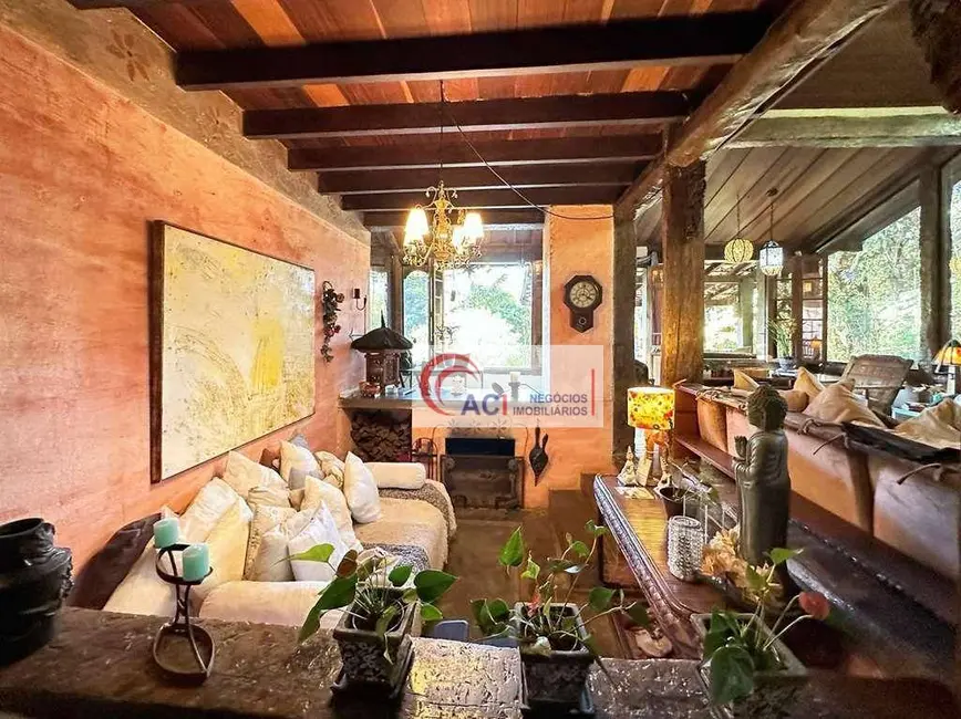 Foto 9 de Casa com 5 quartos à venda, 1231m2 em Vila Santo Antônio, Cotia - SP