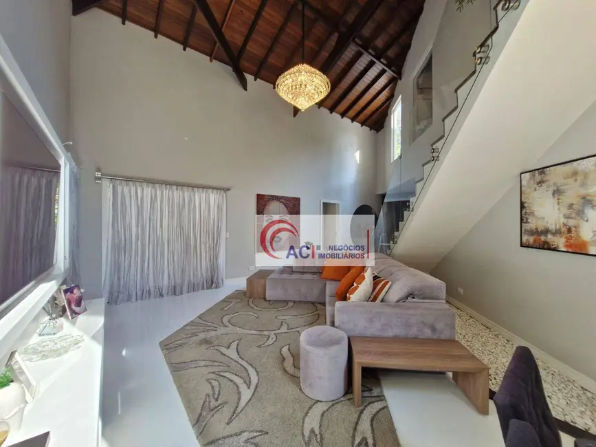 Casa de Condomínio com 4 quartos à venda, 619m2 em Transurb, Itapevi - SP - imagem 3 Foto 3 de Casa de Condomínio com 4 quartos à venda, 619m2 em Transurb, Itapevi - SP