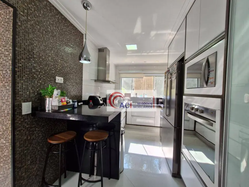 Casa de Condomínio com 4 quartos à venda, 619m2 em Transurb, Itapevi - SP - imagem 9 Foto 9 de Casa de Condomínio com 4 quartos à venda, 619m2 em Transurb, Itapevi - SP