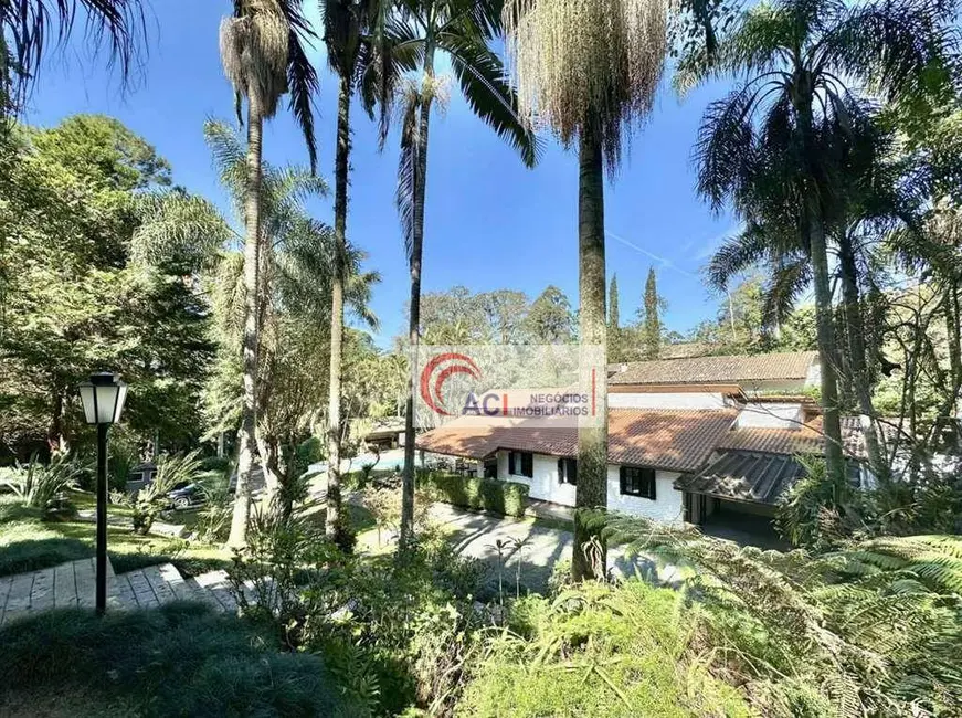Foto 1 de Casa de Condomínio com 3 quartos à venda e para alugar, 2000m2 em Algarve, Cotia - SP