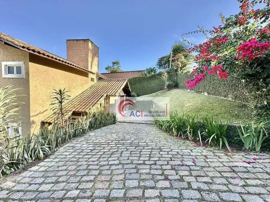 Casa de Condomínio com 3 quartos à venda, 1020m2 em Chácara dos Lagos, Carapicuiba - SP - imagem 8 Foto 8 de Casa de Condomínio com 3 quartos à venda, 1020m2 em Chácara dos Lagos, Carapicuiba - SP