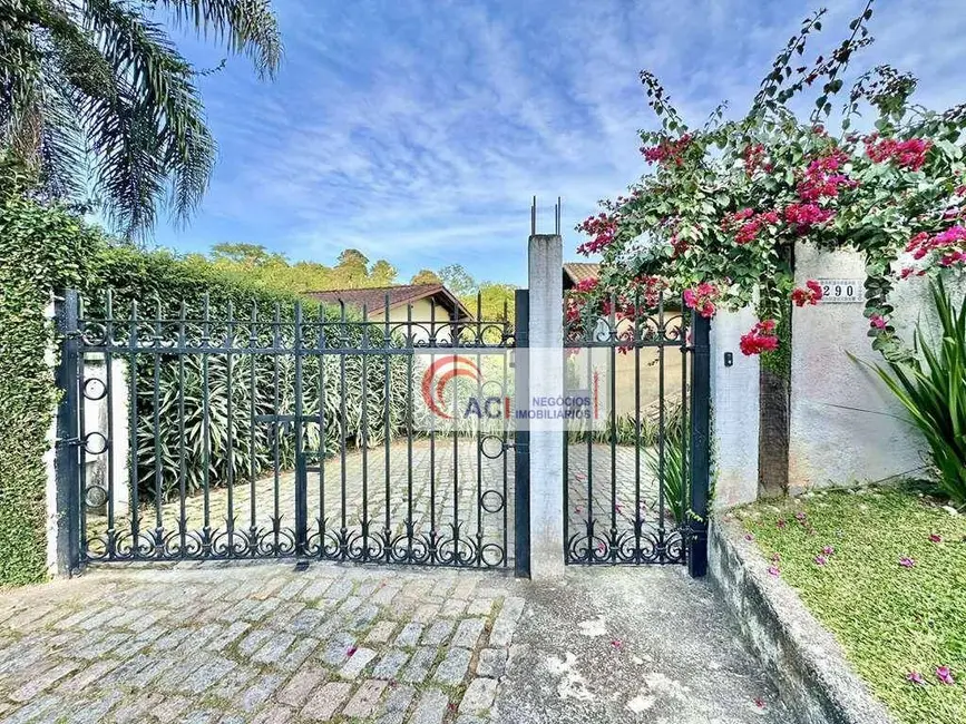 Casa de Condomínio com 3 quartos à venda, 1020m2 em Chácara dos Lagos, Carapicuiba - SP - imagem 5 Foto 5 de Casa de Condomínio com 3 quartos à venda, 1020m2 em Chácara dos Lagos, Carapicuiba - SP