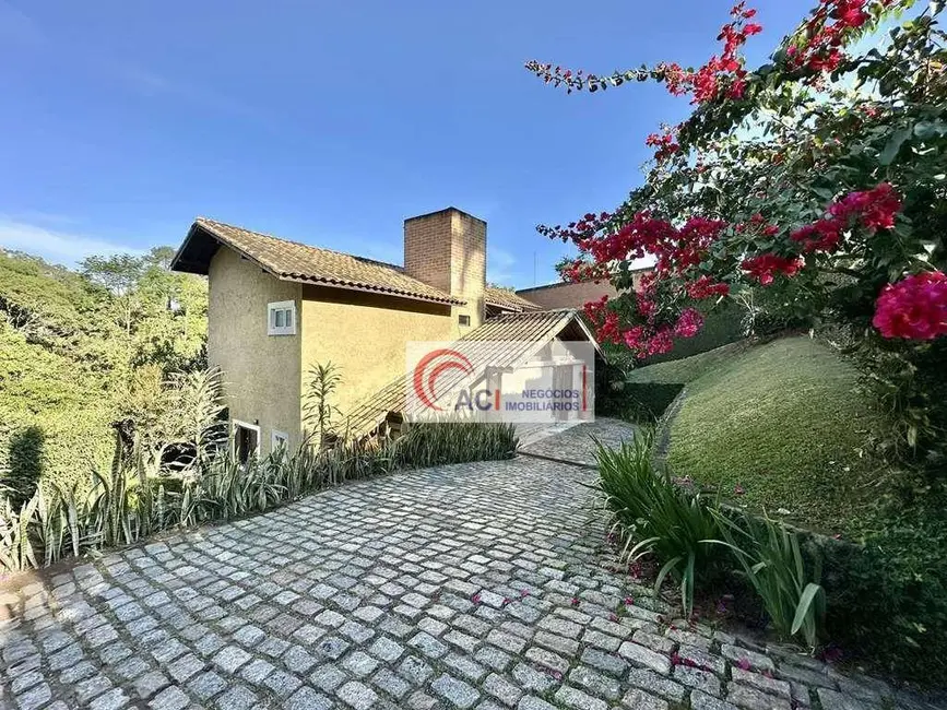 Casa de Condomínio com 3 quartos à venda, 1020m2 em Chácara dos Lagos, Carapicuiba - SP - imagem 7 Foto 7 de Casa de Condomínio com 3 quartos à venda, 1020m2 em Chácara dos Lagos, Carapicuiba - SP
