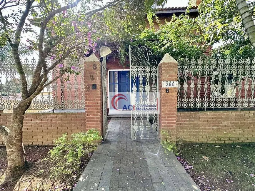 Foto 4 de Casa de Condomínio com 5 quartos à venda e para alugar, 1053m2 em Parque Dom Henrique, Cotia - SP