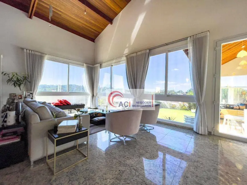 Foto 9 de Casa de Condomínio com 4 quartos à venda, 680m2 em Jardim do Golf I, Jandira - SP