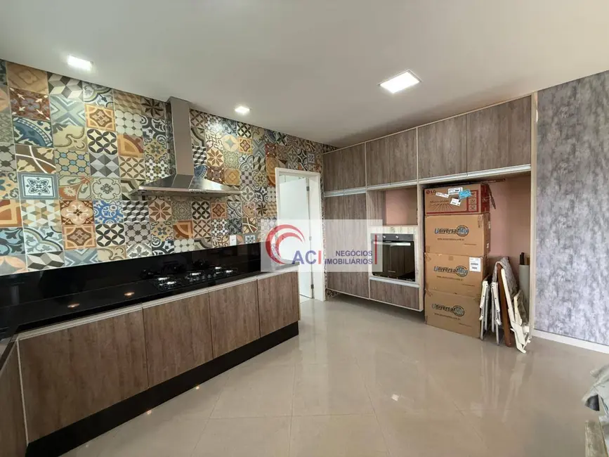 Foto 8 de Casa de Condomínio com 4 quartos à venda, 560m2 em Jardim do Golf I, Jandira - SP