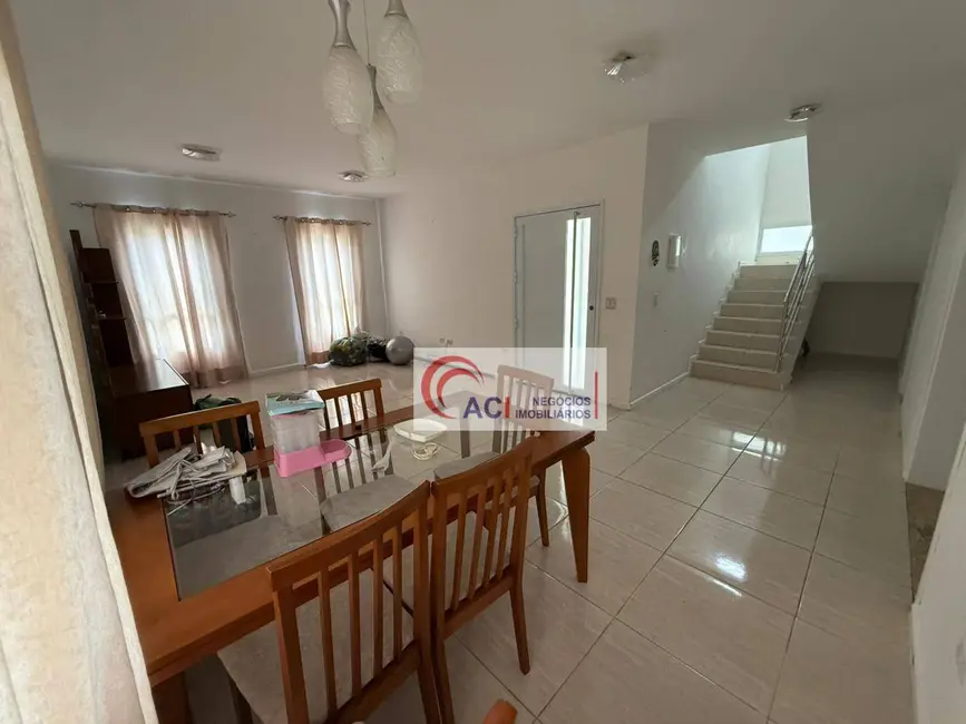 Casa de Condomínio com 3 quartos à venda e para alugar, 360m2 em Transurb, Itapevi - SP - imagem 7 Foto 7 de Casa de Condomínio com 3 quartos à venda e para alugar, 360m2 em Transurb, Itapevi - SP