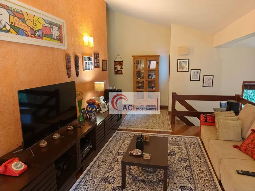 Casa de Condomínio com 3 quartos à venda e para alugar, 495m2 em Transurb, Itapevi - SP - imagem 3 Foto 3 de Casa de Condomínio com 3 quartos à venda e para alugar, 495m2 em Transurb, Itapevi - SP