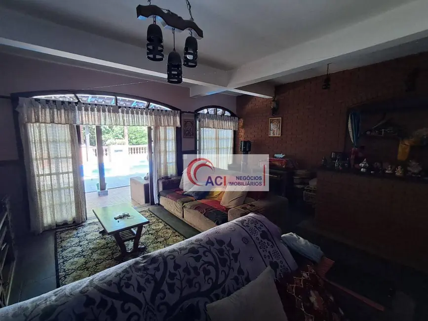 Casa de Condomínio com 3 quartos para alugar, 380m2 em Transurb, Itapevi - SP - imagem 5 Foto 5 de Casa de Condomínio com 3 quartos para alugar, 380m2 em Transurb, Itapevi - SP