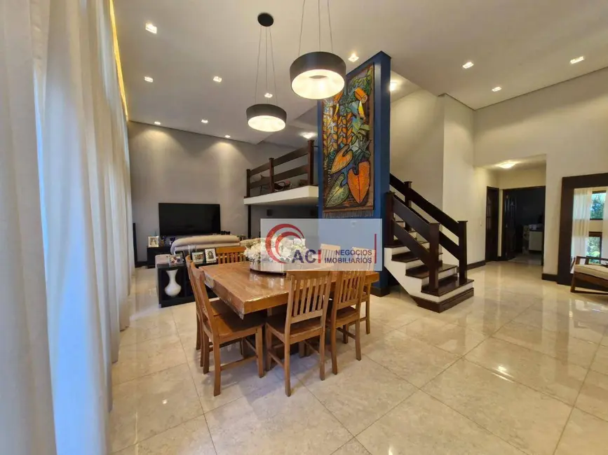 Casa de Condomínio com 6 quartos à venda e para alugar, 720m2 em Transurb, Itapevi - SP - imagem 5 Foto 5 de Casa de Condomínio com 6 quartos à venda e para alugar, 720m2 em Transurb, Itapevi - SP