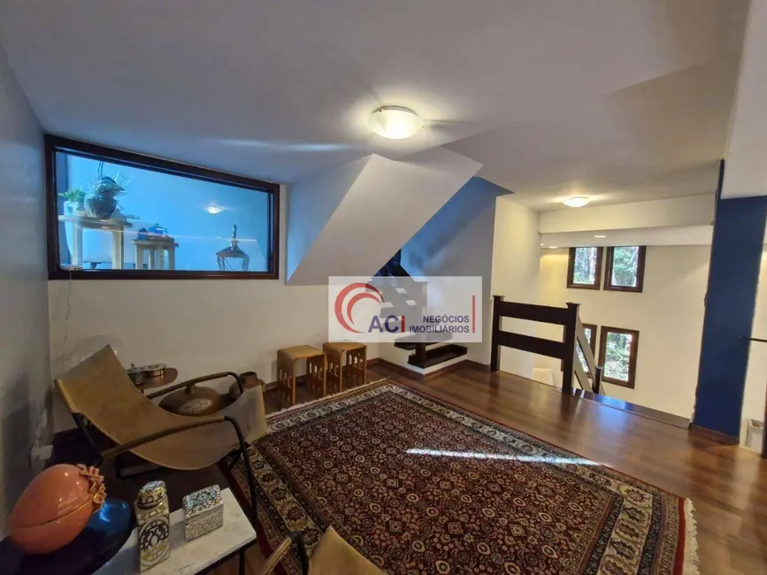 Casa de Condomínio com 6 quartos à venda e para alugar, 720m2 em Transurb, Itapevi - SP - imagem 9 Foto 9 de Casa de Condomínio com 6 quartos à venda e para alugar, 720m2 em Transurb, Itapevi - SP