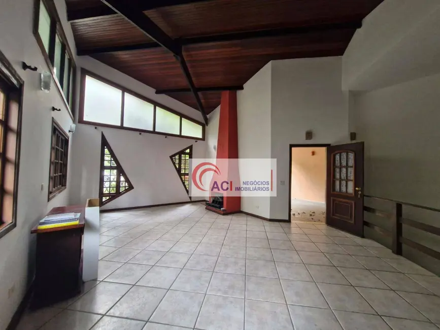 Foto 3 de Casa de Condomínio com 3 quartos à venda e para alugar, 360m2 em Transurb, Itapevi - SP