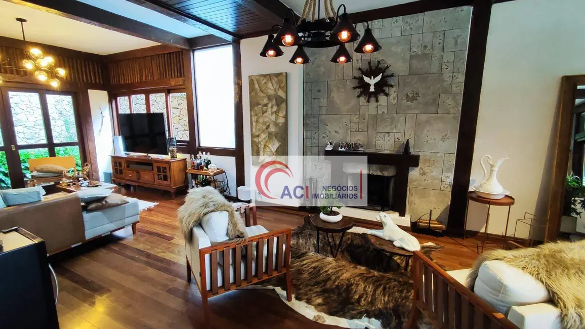 Foto 2 de Casa de Condomínio com 4 quartos à venda, 360m2 em Transurb, Itapevi - SP