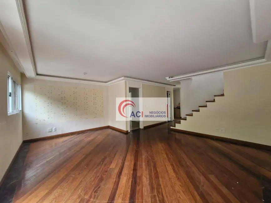 Casa de Condomínio com 3 quartos à venda, 232m2 em Pinus Park, Cotia - SP - imagem 2 Foto 2 de Casa de Condomínio com 3 quartos à venda, 232m2 em Pinus Park, Cotia - SP