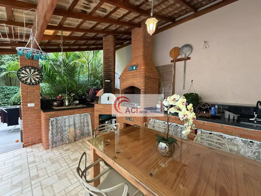 Foto 3 de Casa de Condomínio com 3 quartos à venda, 346m2 em Cotia - SP