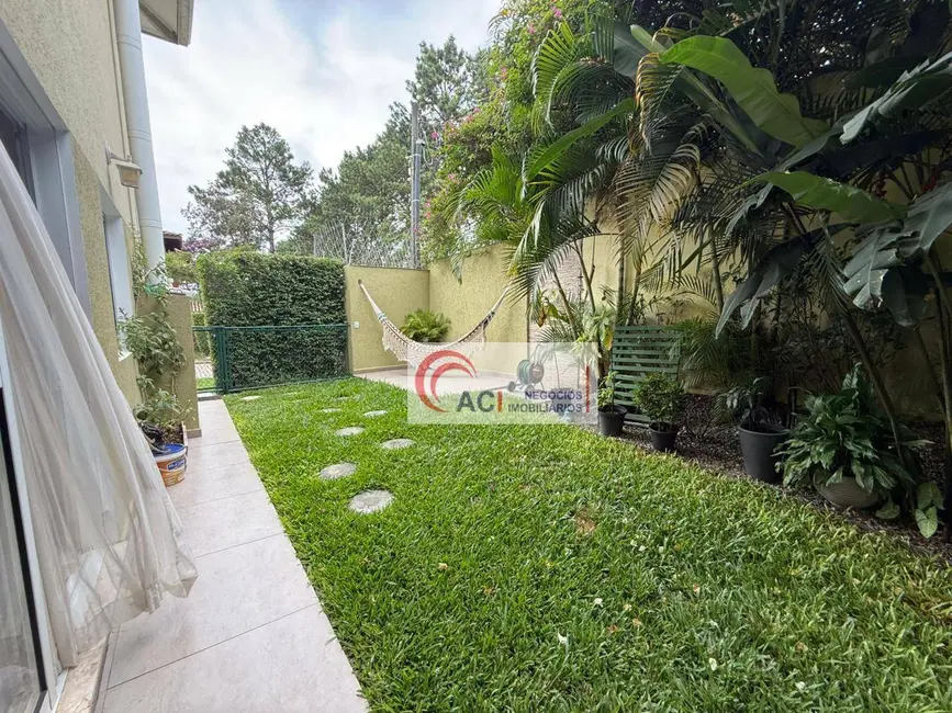 Foto 8 de Casa de Condomínio com 3 quartos à venda, 346m2 em Cotia - SP