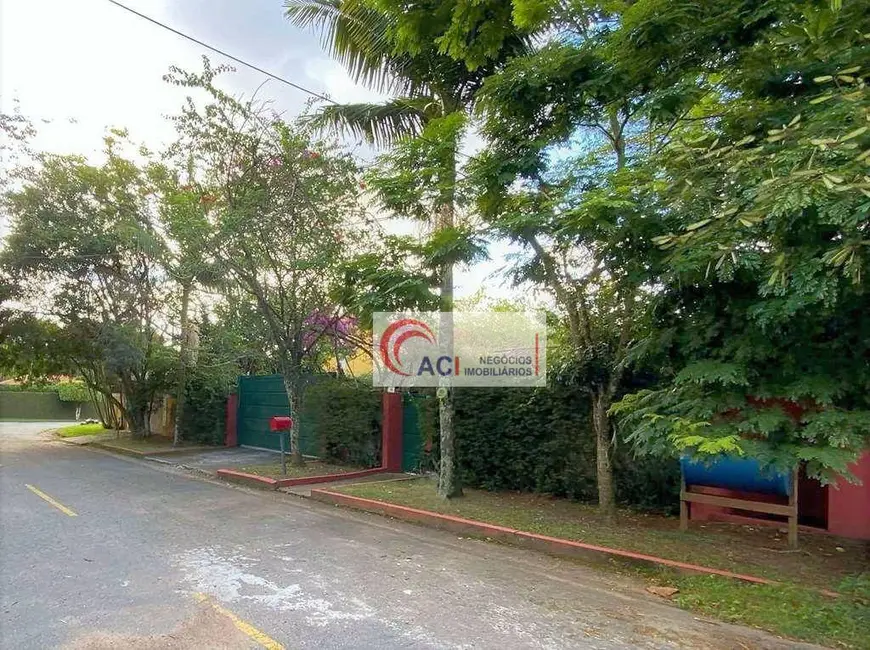 Casa de Condomínio com 3 quartos à venda, 1000m2 em Chácara Vale do Rio Cotia, Carapicuiba - SP - imagem 2 Foto 2 de Casa de Condomínio com 3 quartos à venda, 1000m2 em Chácara Vale do Rio Cotia, Carapicuiba - SP