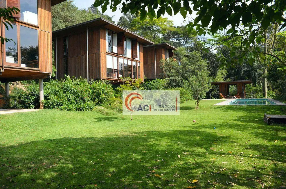 Foto 9 de Casa de Condomínio com 4 quartos à venda e para alugar, 350m2 em Chácara do Refúgio, Carapicuiba - SP
