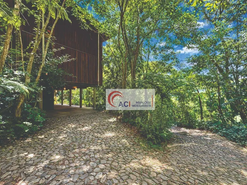 Foto 3 de Casa de Condomínio com 4 quartos à venda e para alugar, 350m2 em Chácara do Refúgio, Carapicuiba - SP