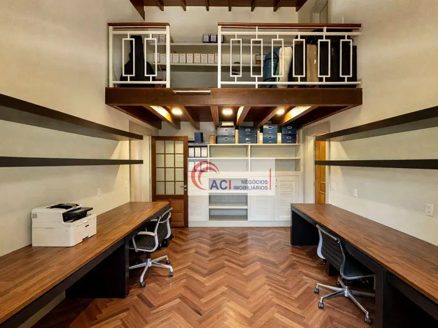 Casa de Condomínio com 4 quartos à venda, 822m2 em Embu Das Artes - SP - imagem 2 Foto 2 de Casa de Condomínio com 4 quartos à venda, 822m2 em Embu Das Artes - SP